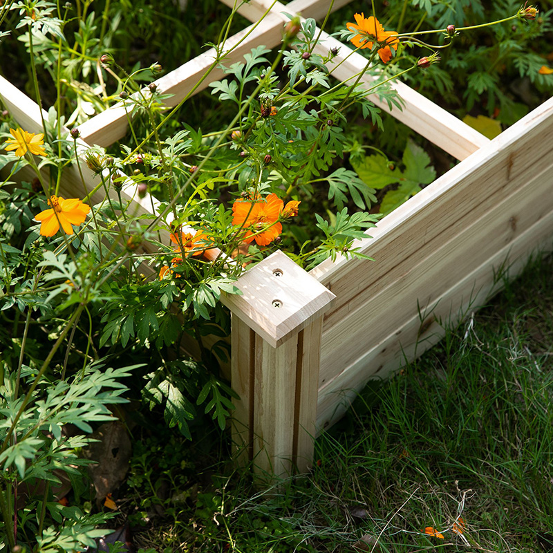 Caja de cama de jardín elevada de 3.9 pies x 3.9 pies con rejilla de crecimiento segmentada, material de madera para plantas y hierbas de patio trasero